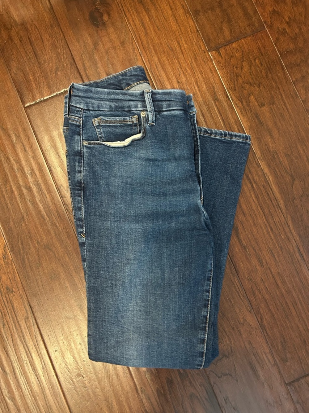 Good American Good Straight - Classic Midwash Blue Denim Jeans